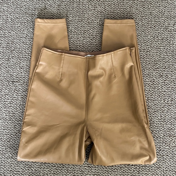 Abercrombie vegan leather pants - Picture 2 of 6